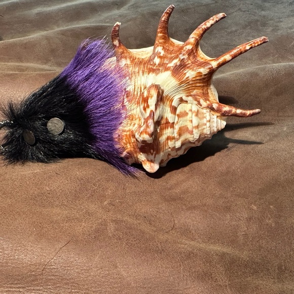 PRADA SHELL AND FUR PENDANT missing cord - Picture 5 of 16